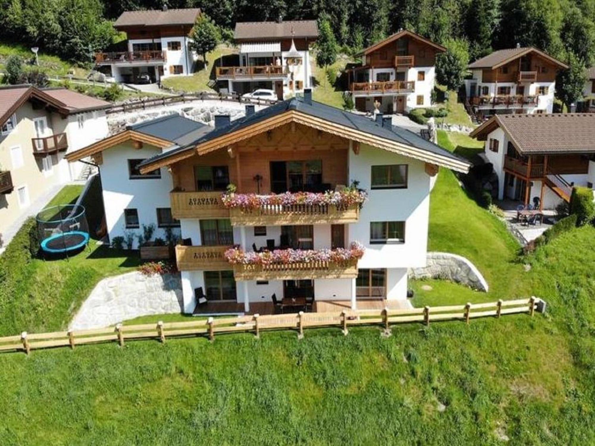 Luxurious Apartment With Sauna In Koenigsleiten Wald im Pinzgau Εξωτερικό φωτογραφία