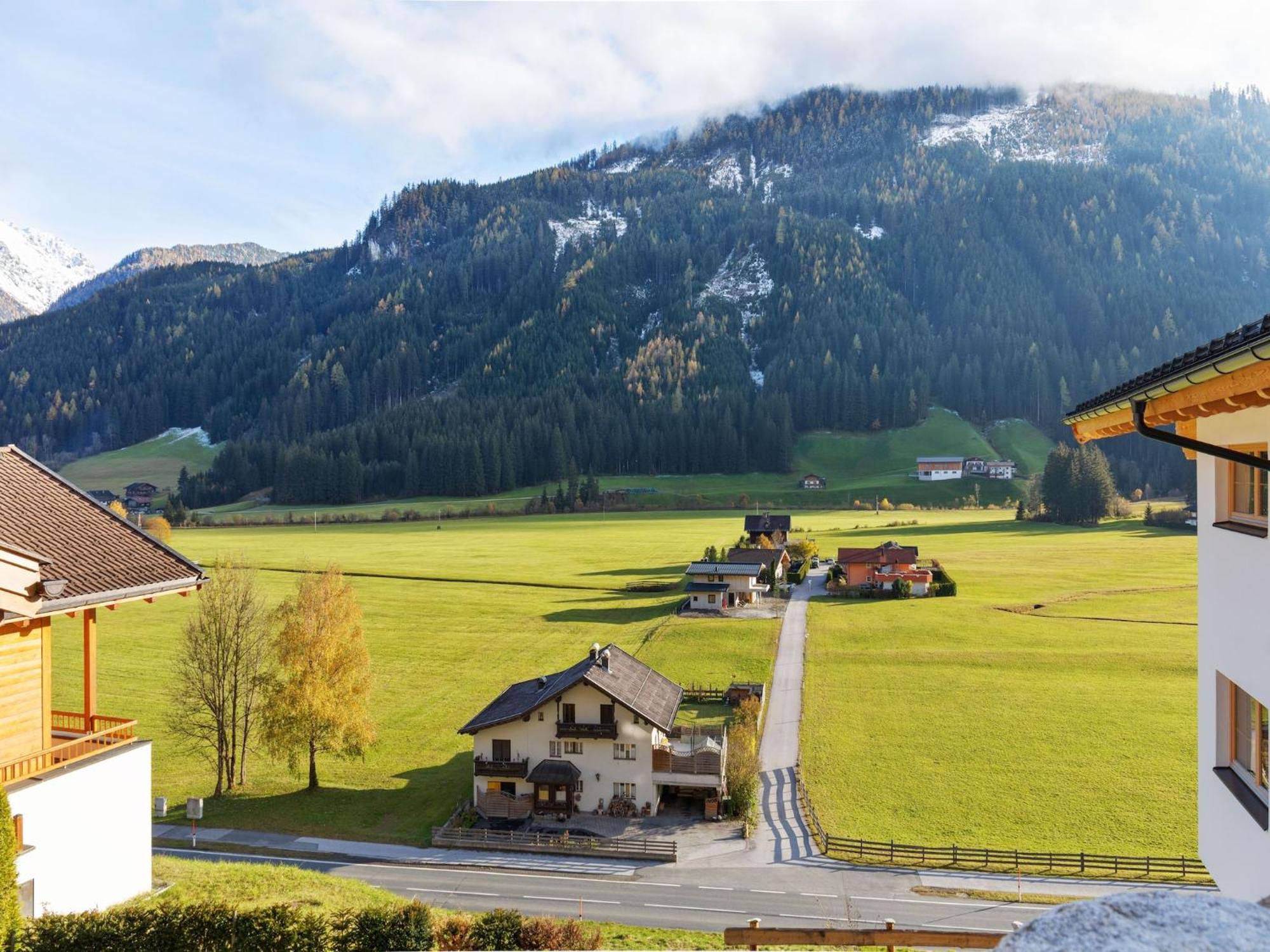 Luxurious Apartment With Sauna In Koenigsleiten Wald im Pinzgau Εξωτερικό φωτογραφία